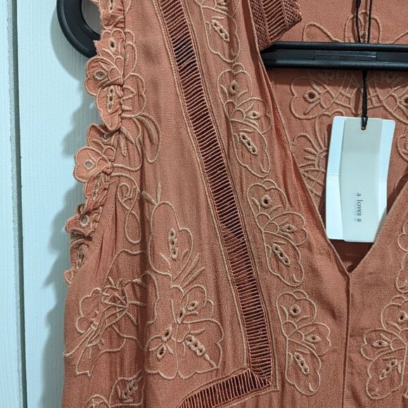 A Love A women's NWT dress - Picture 2 of 7